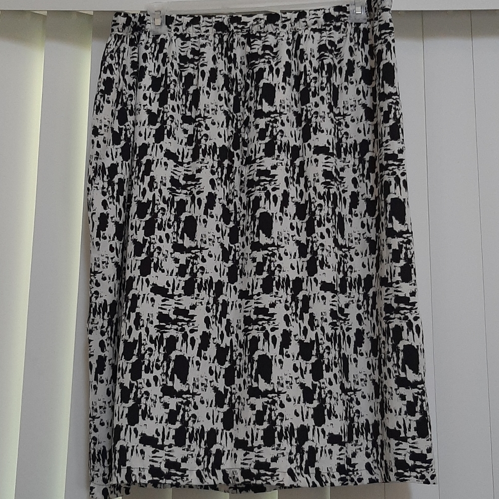 GAP skirt